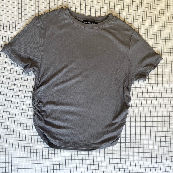 Urban behaviour gray cinched t shirt - Picture 1 of 3